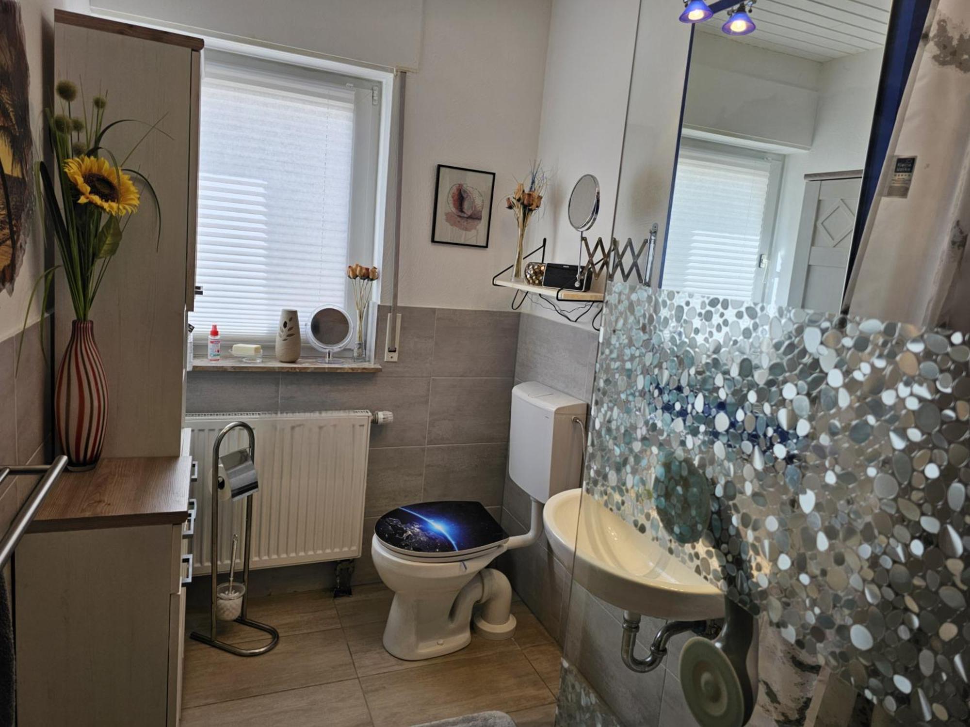 A Large Fully Furnished Private Apartment Linz am Rhein Exterior foto
