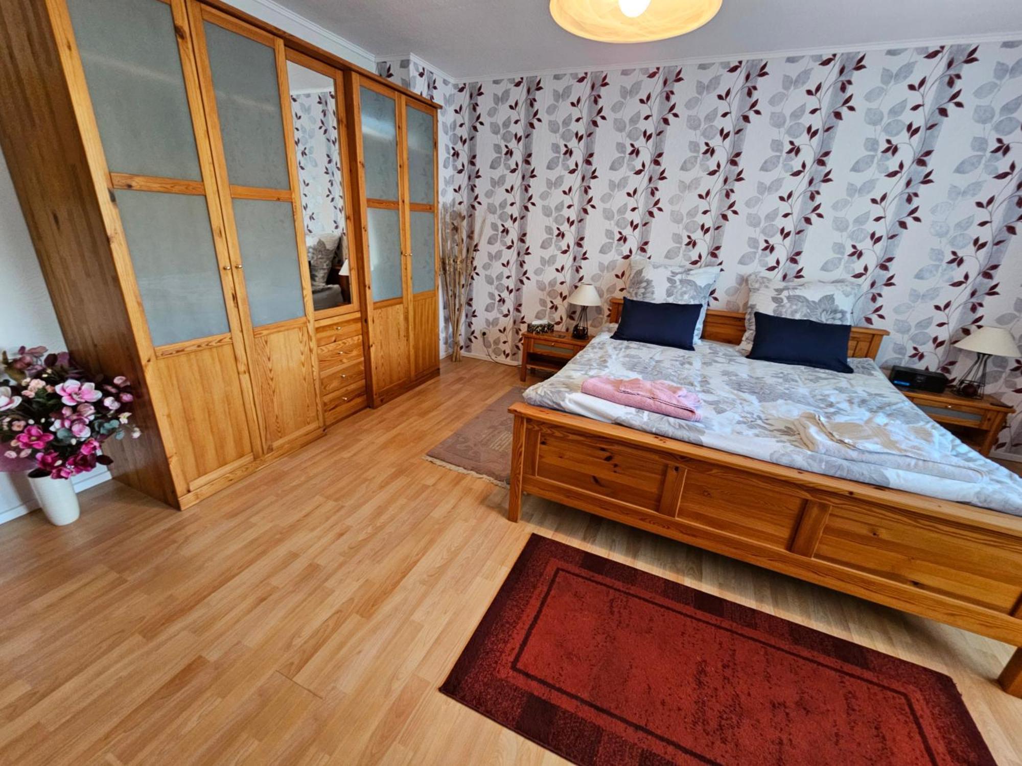 A Large Fully Furnished Private Apartment Linz am Rhein Exterior foto